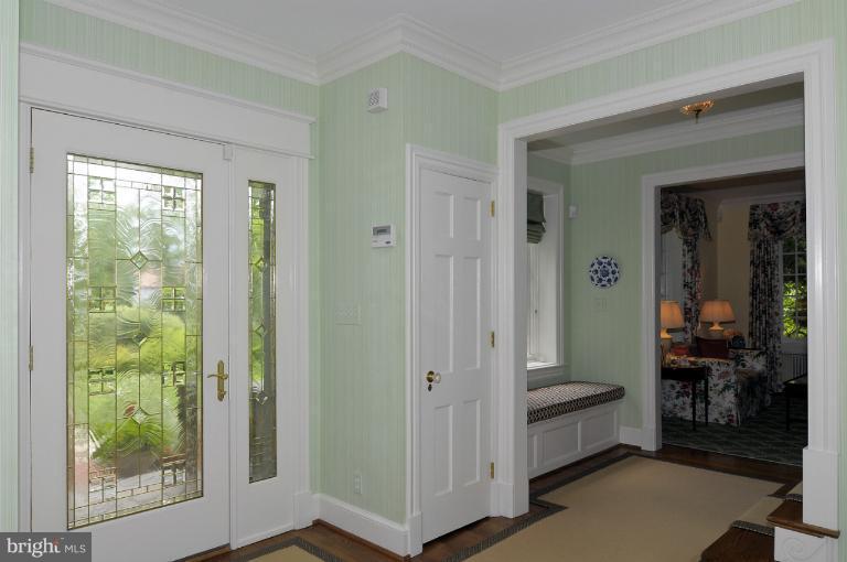 1701 Poplar Lane Northwest Washington, DC 20012 - Photo 11 of 29 Interior (General)