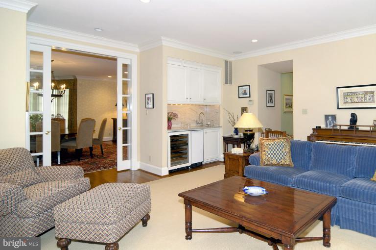 1701 Poplar Lane Northwest Washington, DC 20012 - Photo 26 of 29 Family Room