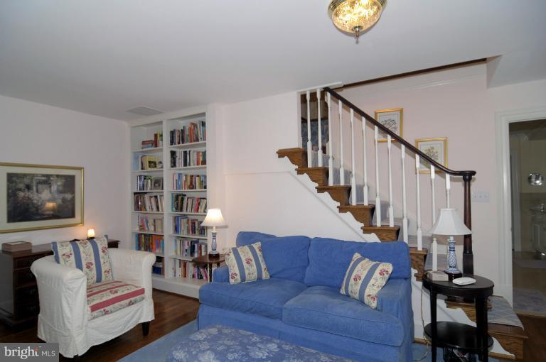 1701 Poplar Lane Northwest Washington, DC 20012 - Photo 8 of 29 Interior (General)
