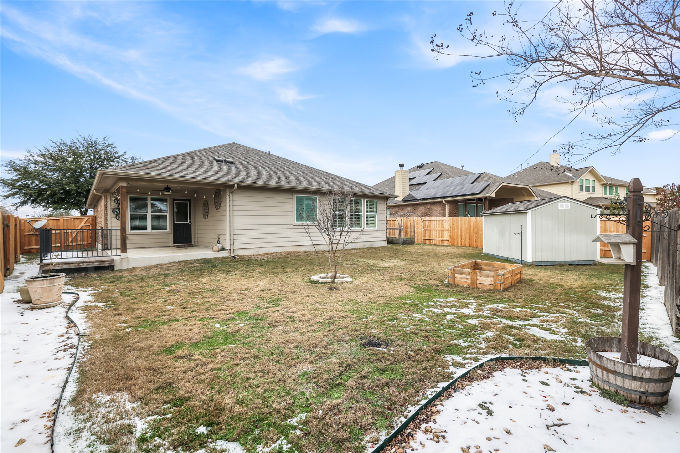 3900 Brean Down Road Pflugerville, TX 78660 - Photo 26 of 35 a backyard of a house