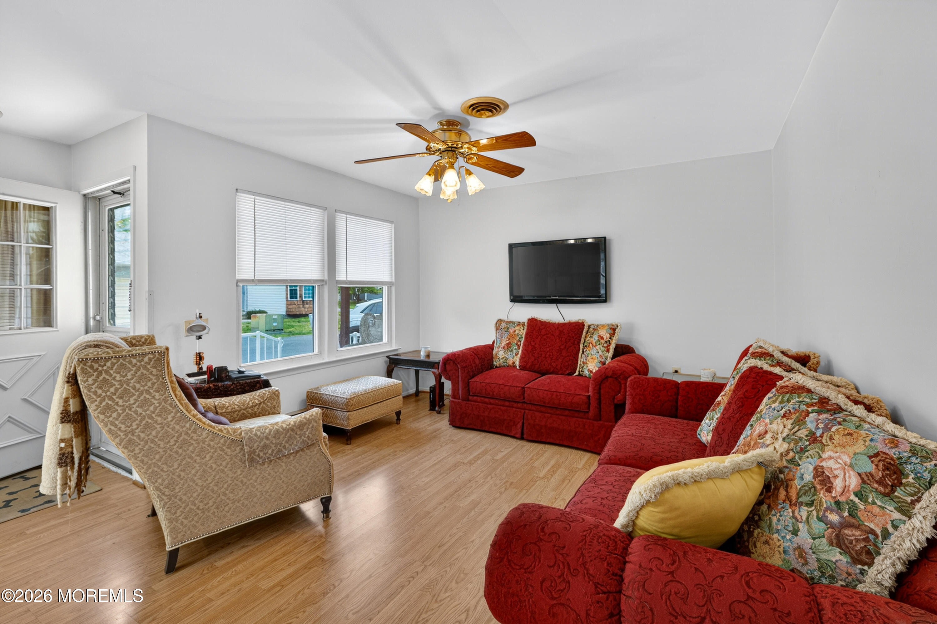 14 C Amesbury Road, Unit 64 Whiting, NJ 08759 - Photo 6 of 17 amesbury-6