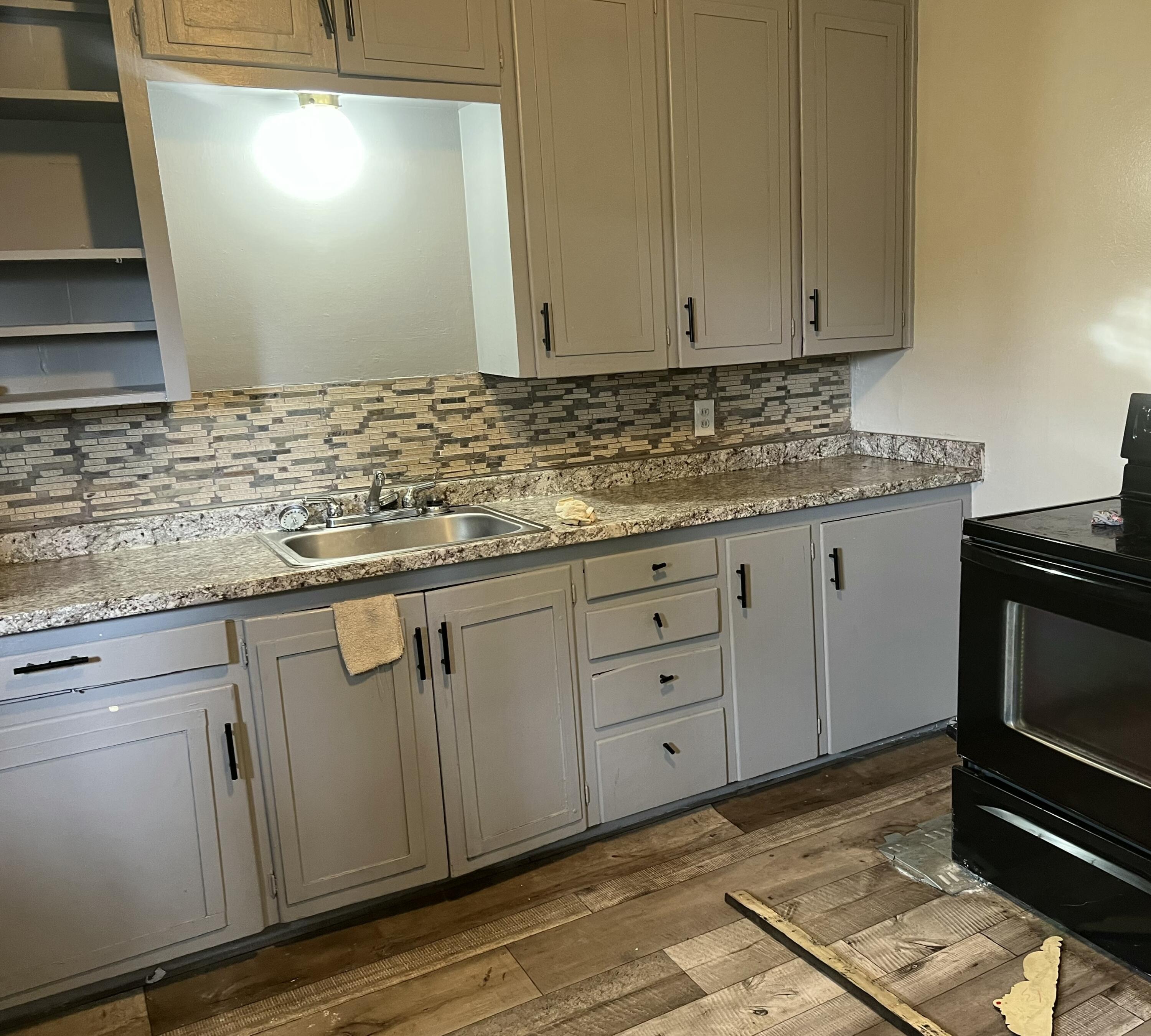 2105 35th Street Lubbock, TX 79412 - Photo 3 of 7 IMG_2977