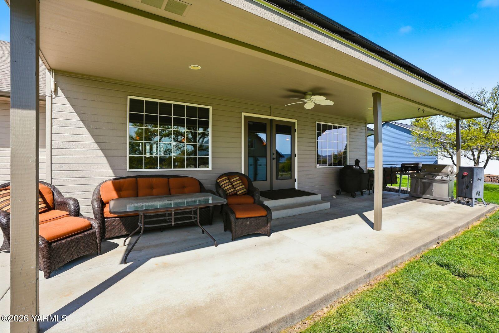 411 Mapleway Road Selah, WA 98942 - Photo 30 of 53 29_411 Mapleway Rd_035