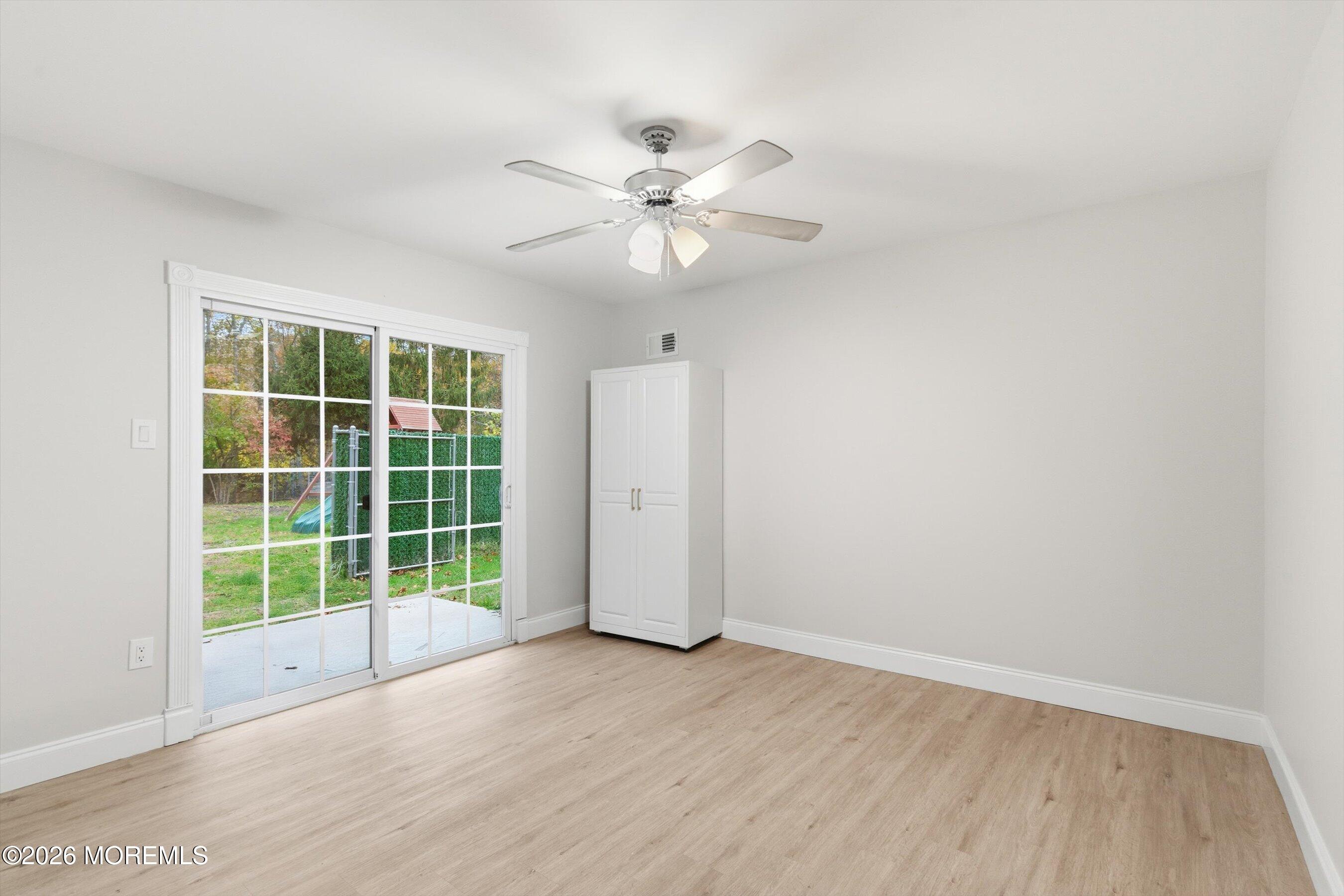 1243 Del Mar Road Lakewood, NJ 08701 - Photo 6 of 17 13-Sitting Area 1B