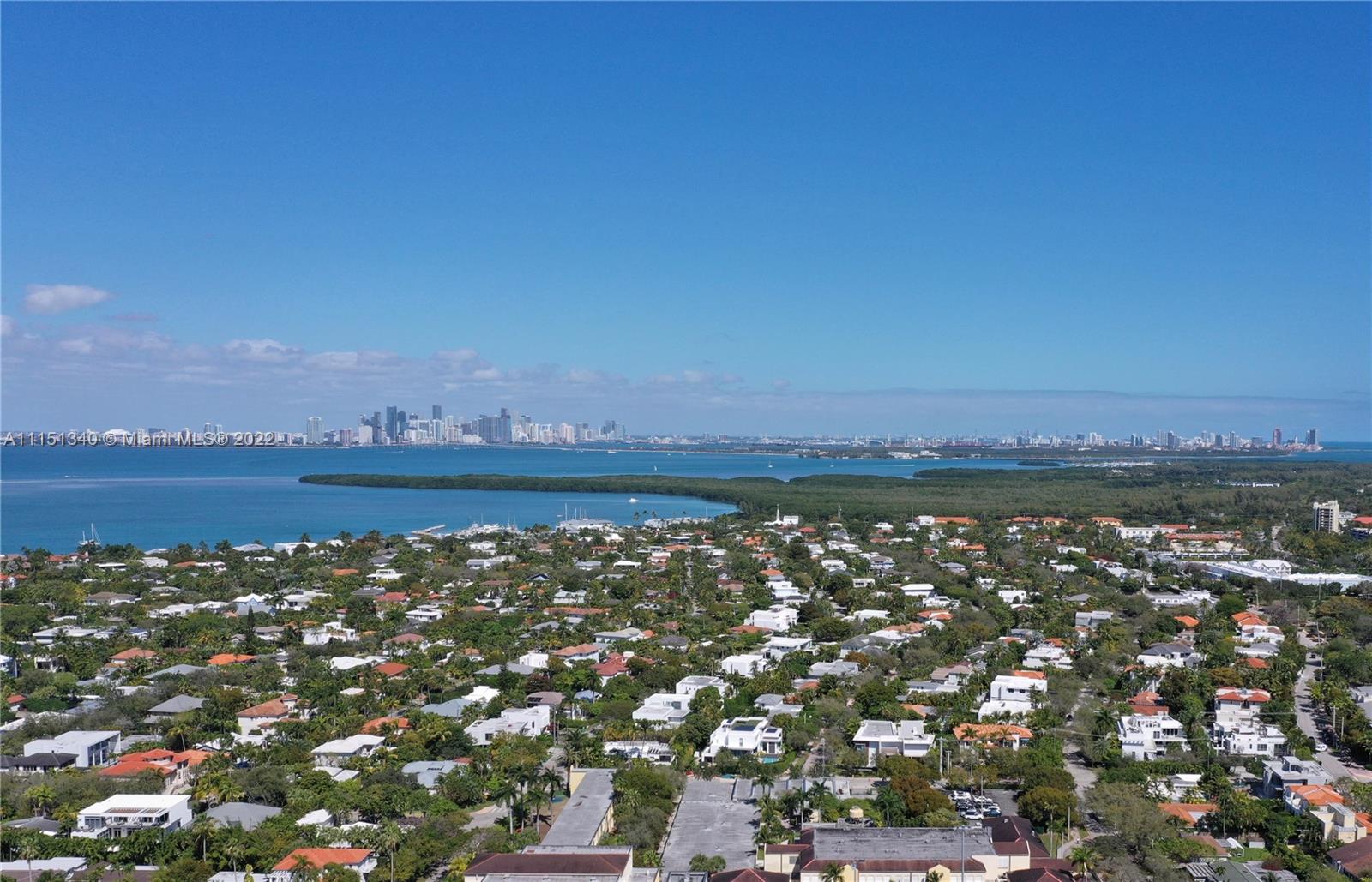 710 Woodcrest Road Key Biscayne, FL 33149 - Photo 33 of 34 an aerial view of a city