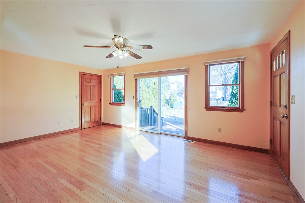 114 Lawrence Street Framingham, MA 01702 - Photo 6 of 10