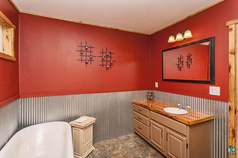 6169 Howard Gnesen Road Duluth, MN 55803 - Photo 14 of 23