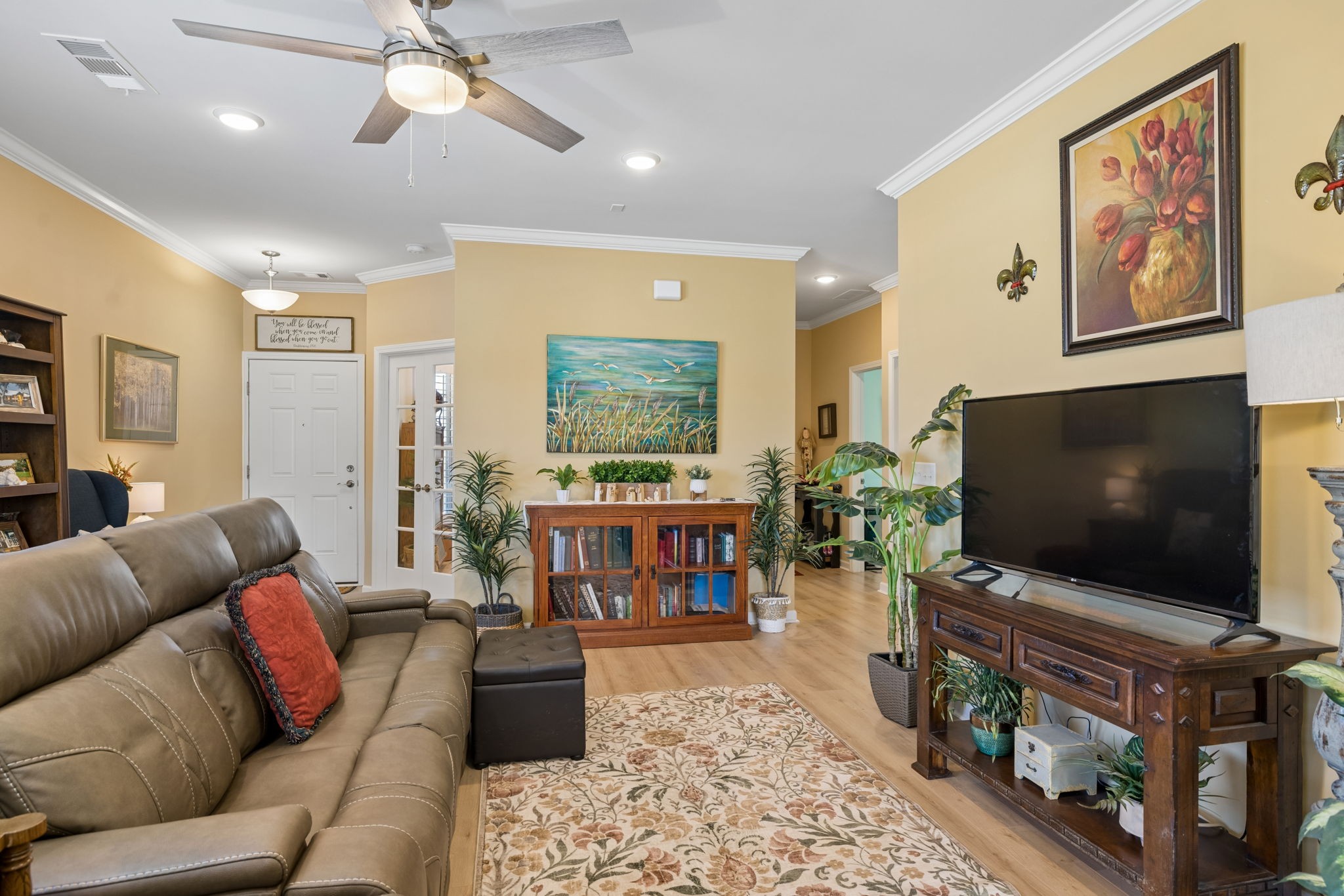 1600 Grainger Springs Spring Hill, TN 37174 - Photo 7 of 26 a living room with furniture and a flat screen tv