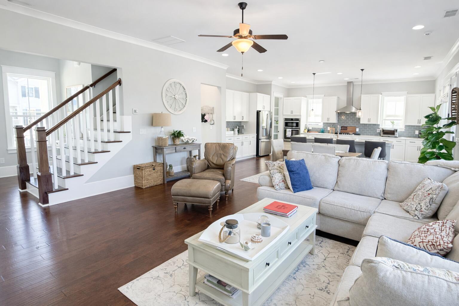 3521 Saltflat Lane Mount Pleasant, SC 29466 - Photo 13 of 40 Living Room