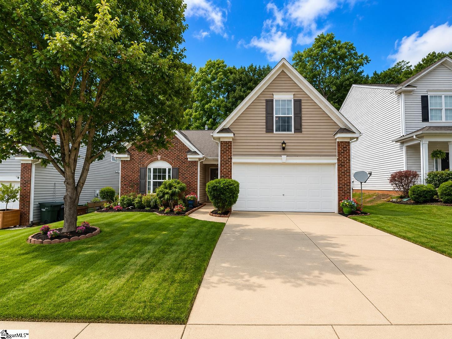 12 Knoll Ridge Drive Greer, SC 29650 - Photo 1 of 36