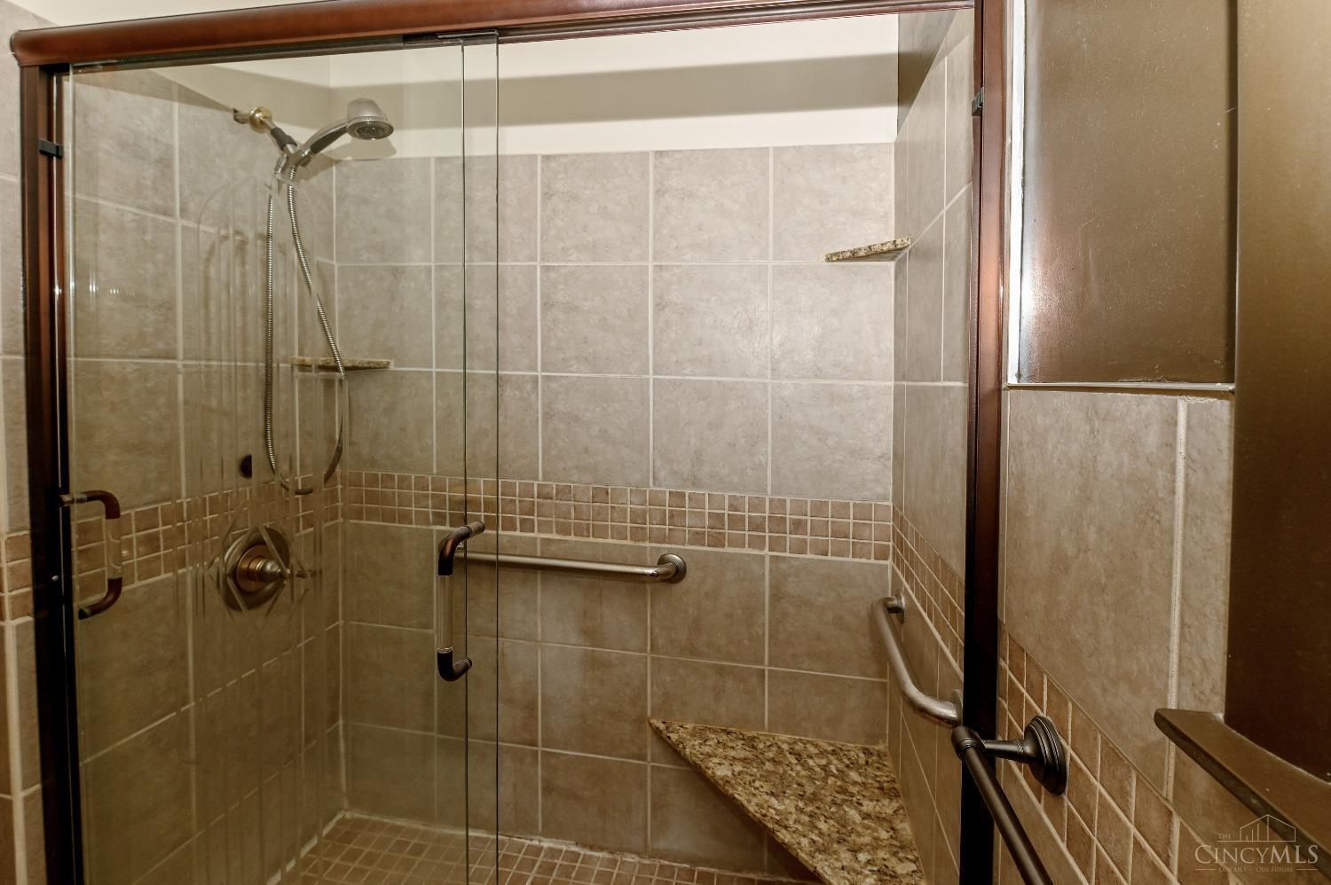 6190 Wilmer Road Cincinnati, OH 45247 - Photo 23 of 26 Gallery Image 23