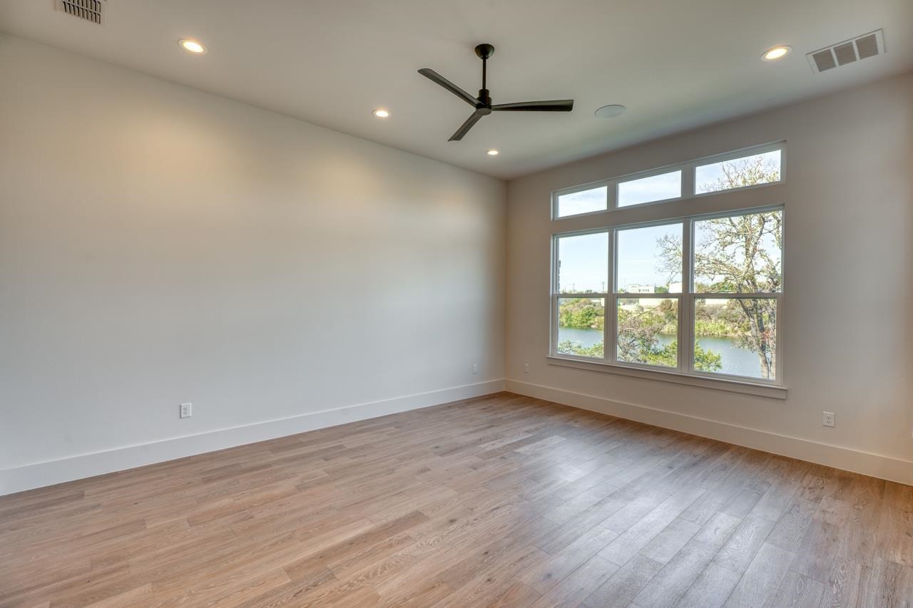 112 Los Escondidos Road Marble Falls, TX 78654 - Photo 14 of 30