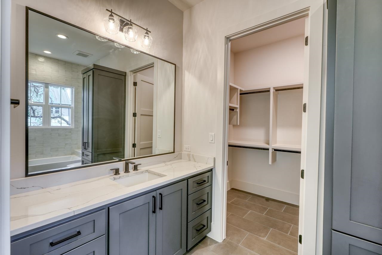 112 Los Escondidos Road Marble Falls, TX 78654 - Photo 20 of 30