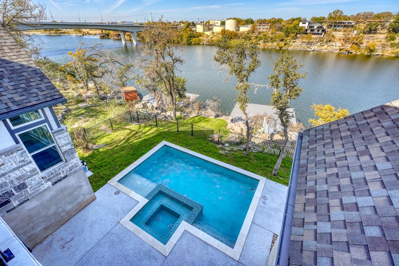 112 Los Escondidos Road Marble Falls, TX 78654 - Photo 23 of 30