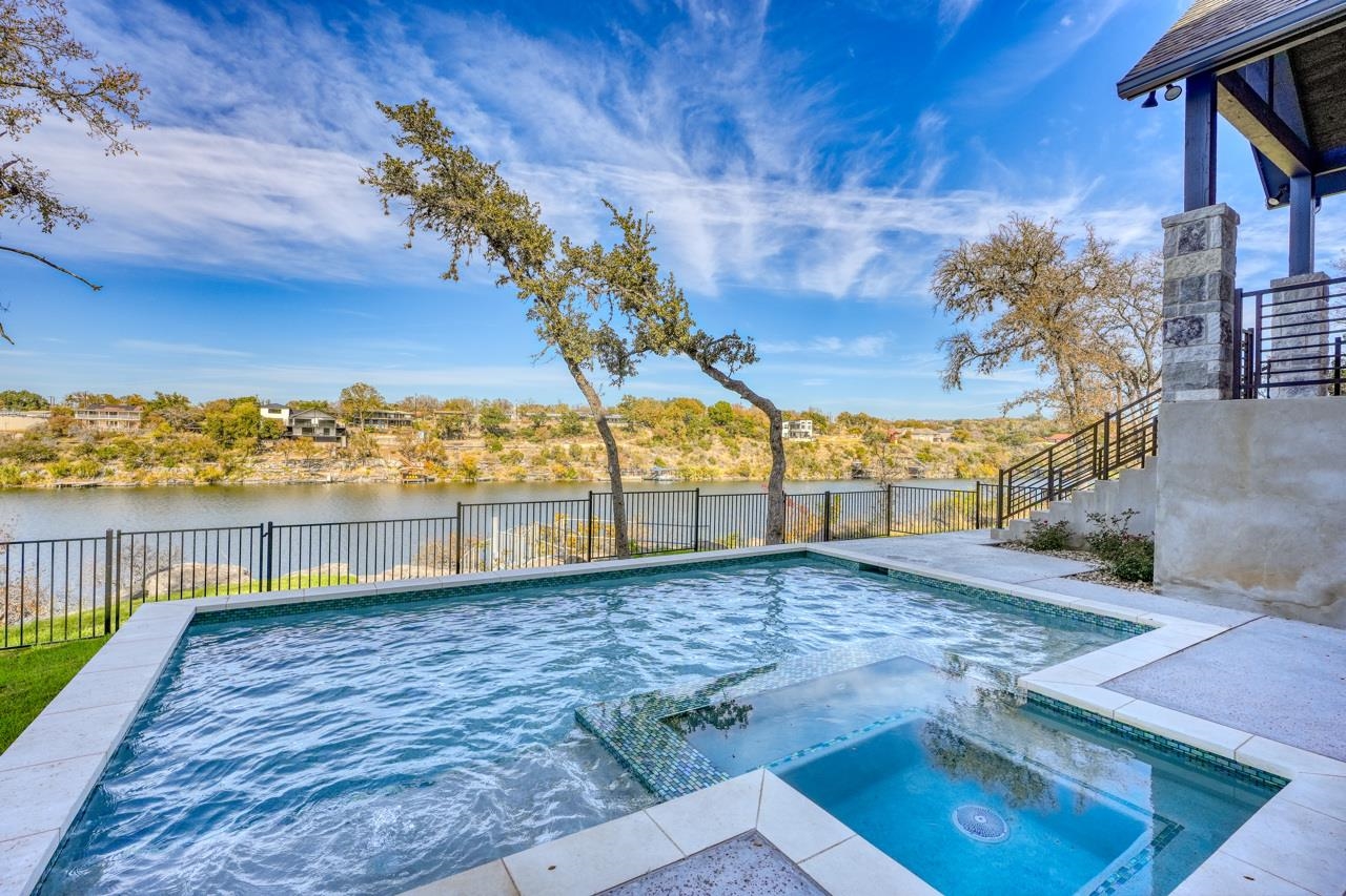 112 Los Escondidos Road Marble Falls, TX 78654 - Photo 25 of 30