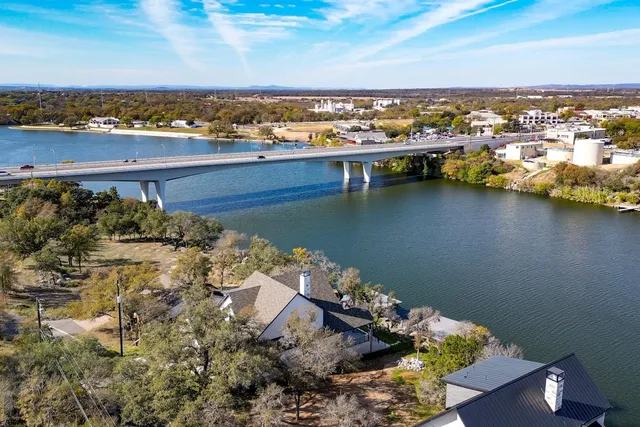 $2,999,000 | 112 Los Escondidos Road, Marble Falls, TX 78654