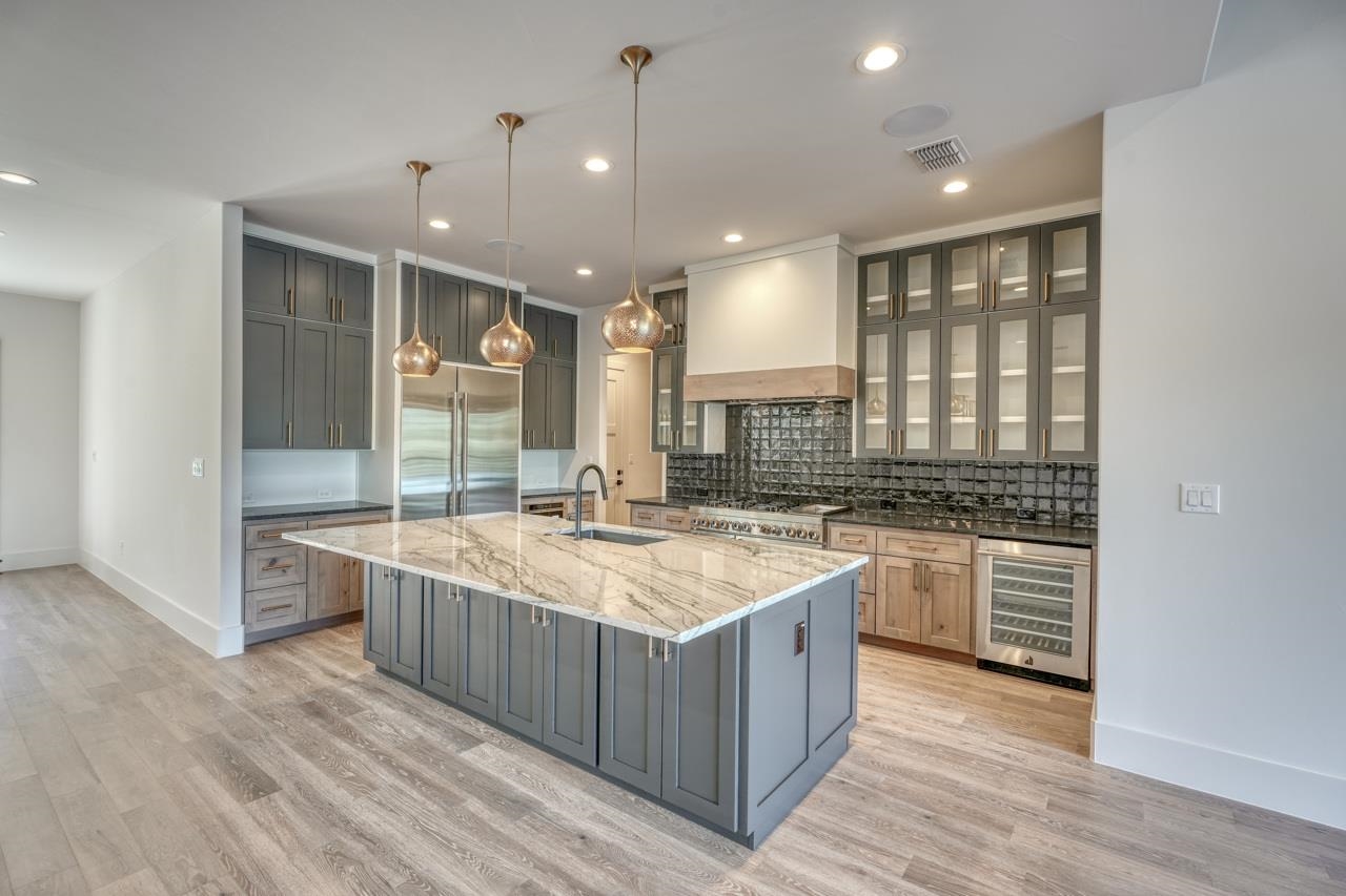 112 Los Escondidos Road Marble Falls, TX 78654 - Photo 8 of 30