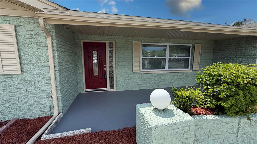 10925 Piccadilly Road Port Richey, FL 34668 - Photo 2 of 72 Gallery Image 2