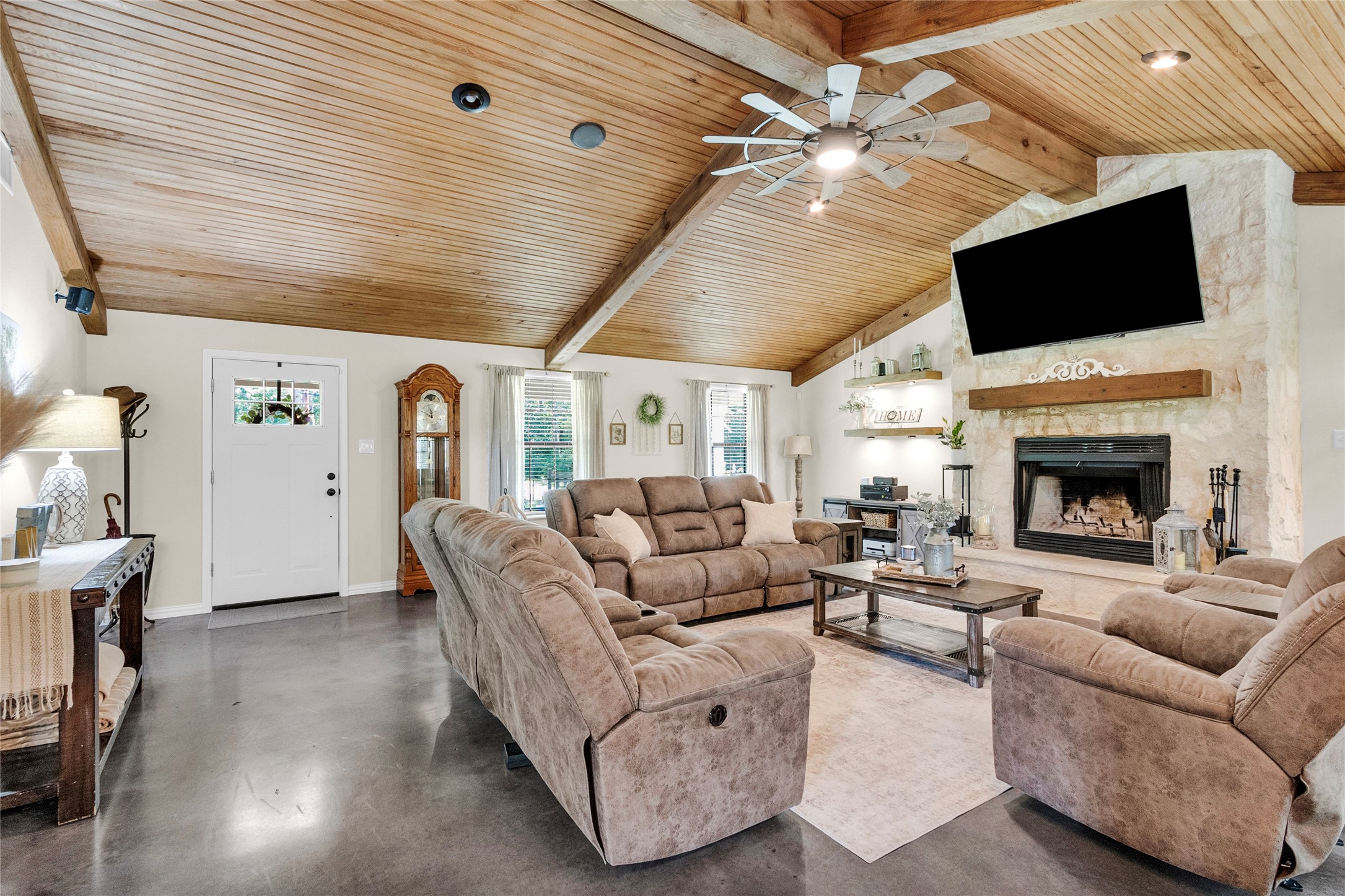 17323 Rabon Chapel Road Montgomery, TX 77316 - Photo 10 of 50