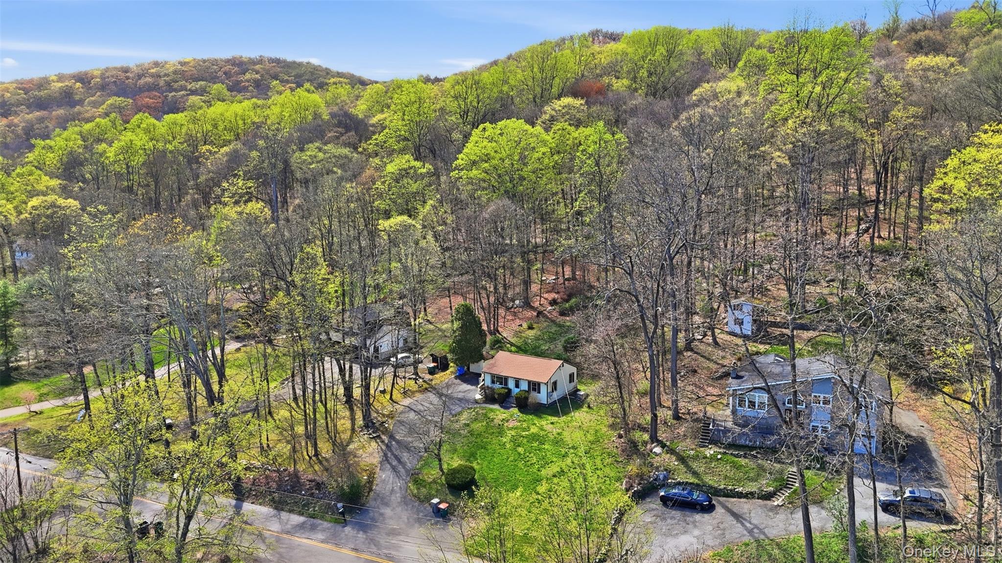 689 Sprout Brook Road Putnam Valley, NY 10579 - Photo 12 of 13