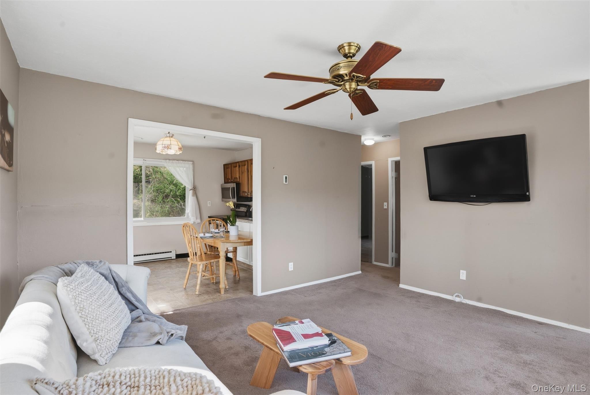 689 Sprout Brook Road Putnam Valley, NY 10579 - Photo 3 of 13