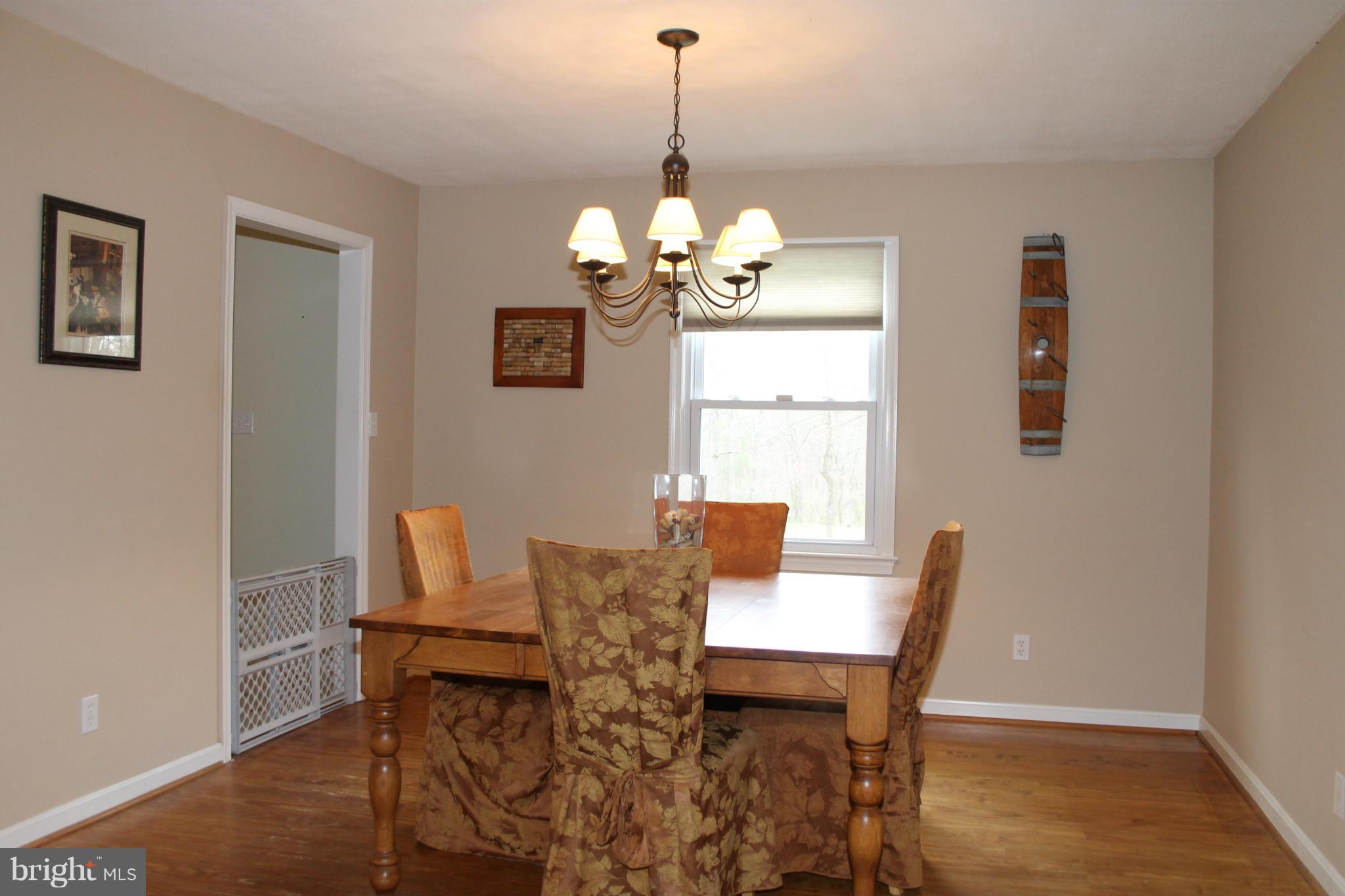 9592 Jamesons Mill Road Culpeper, VA 22701 - Photo 10 of 30 Dining Room