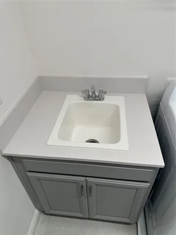 a close view of sink and tap