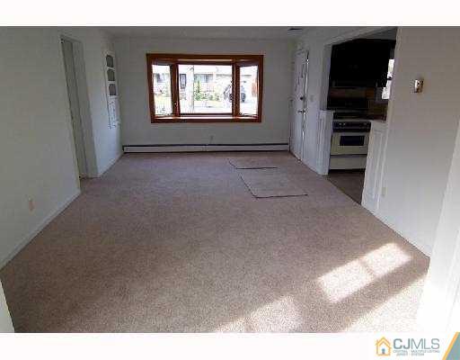 51 West Hill Road Colonia, NJ 07067 - Photo 3 of 10 Gallery Image 3