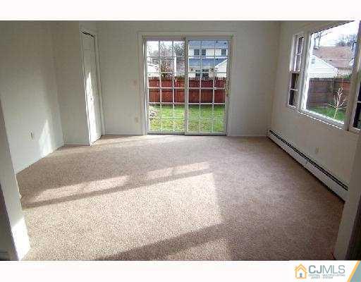 51 West Hill Road Colonia, NJ 07067 - Photo 4 of 10 Gallery Image 4