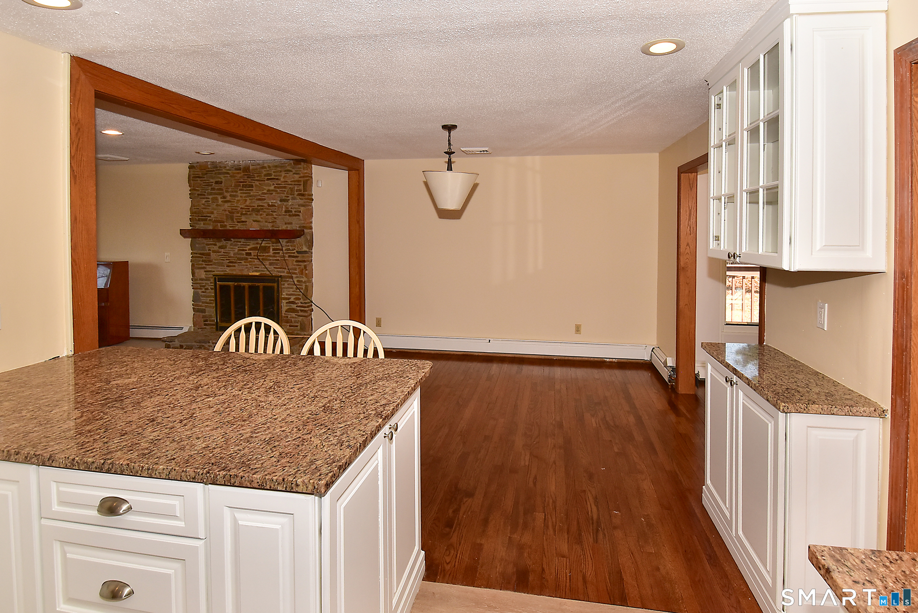 45 Grissom Road Manchester, CT 06042 - Photo 11 of 27