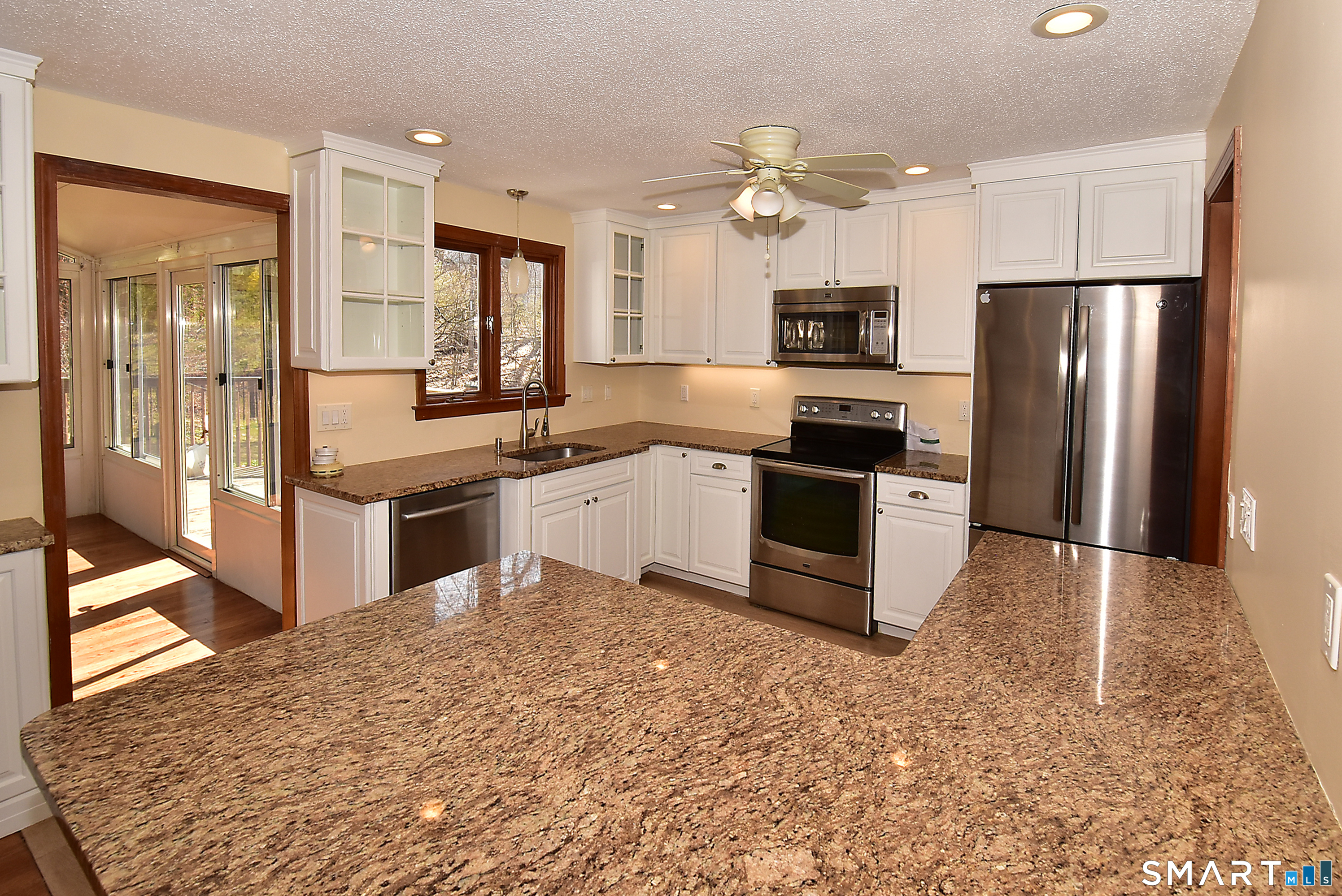 45 Grissom Road Manchester, CT 06042 - Photo 12 of 27