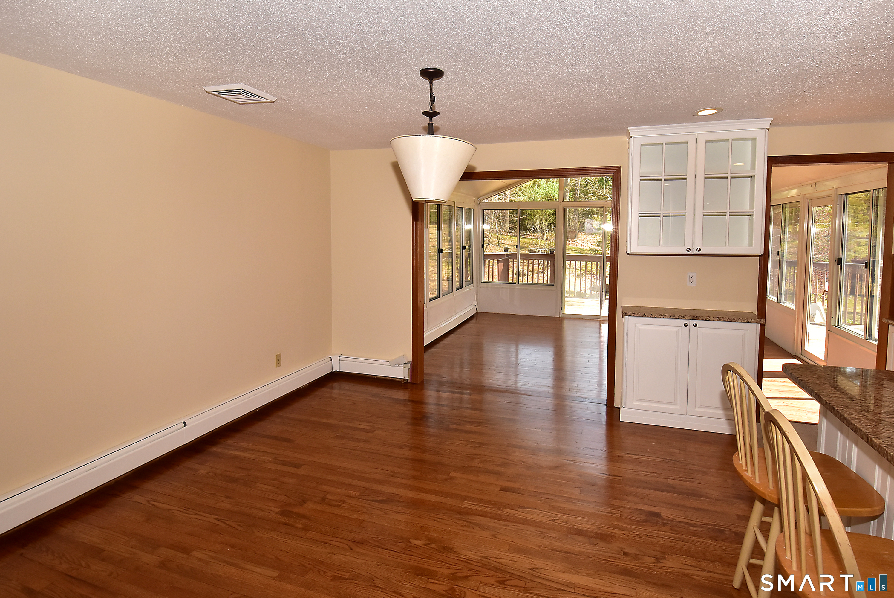 45 Grissom Road Manchester, CT 06042 - Photo 17 of 27