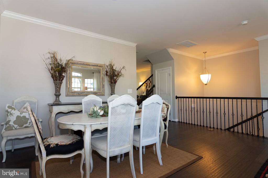 13625 Rockingham Lane, Unit 43 Gainesville, VA 20155 - Photo 14 of 26 Dining Room
