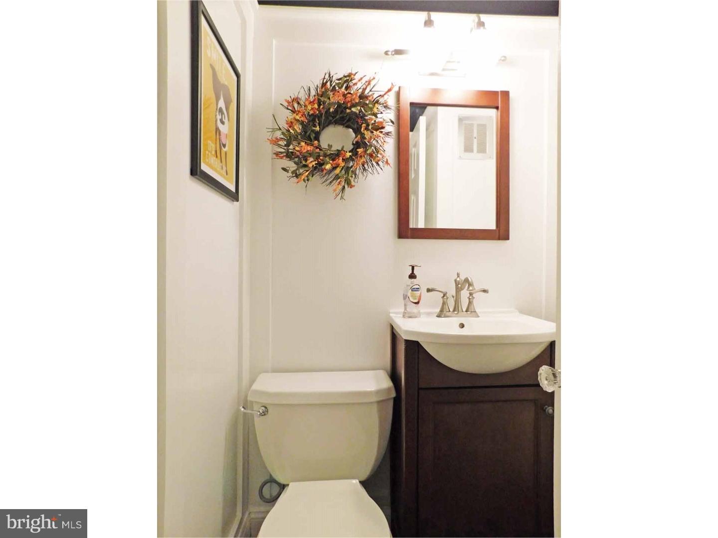 11809 Colman Terrace Philadelphia, PA 19154 - Photo 10 of 23 Bathroom