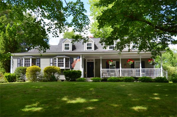 45 Fiske Hill Road Sturbridge, MA 01566 - Photo 1 of 25 Gallery Image 1