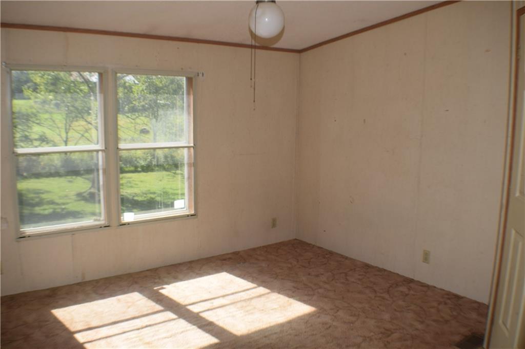 1107 Hunter Road Blairsville, PA 15717 - Photo 10 of 12 Gallery Image 10