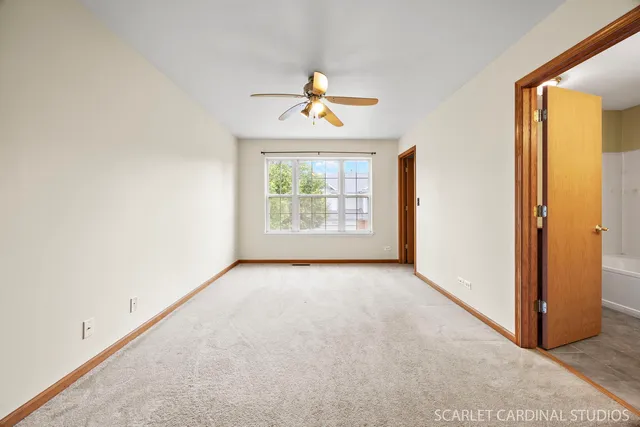 $325,000 | 2242 Foxmoor Lane, Unit 2242, Aurora, IL 60502