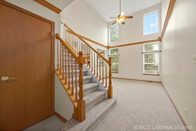 $325,000 | 2242 Foxmoor Lane, Unit 2242, Aurora, IL 60502