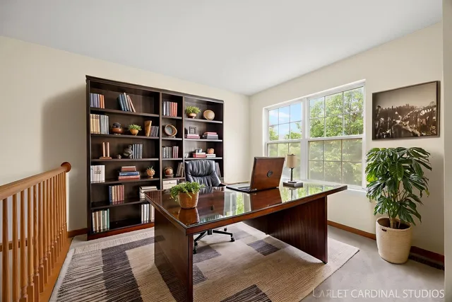 $325,000 | 2242 Foxmoor Lane, Unit 2242, Aurora, IL 60502