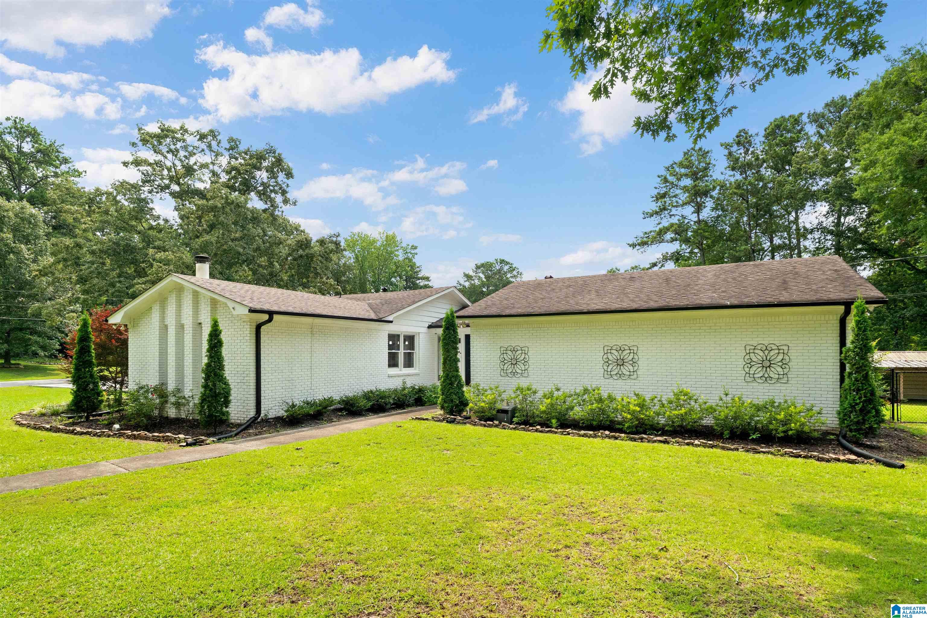 1787 Indian Hills Road Pelham, AL 35124 - Photo 4 of 48