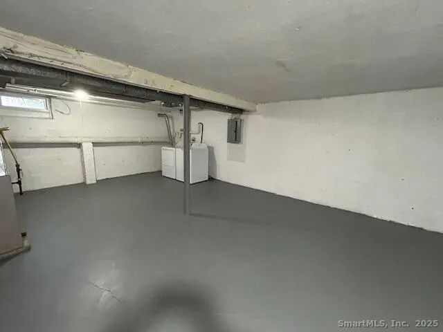 a view of a room with an empty space