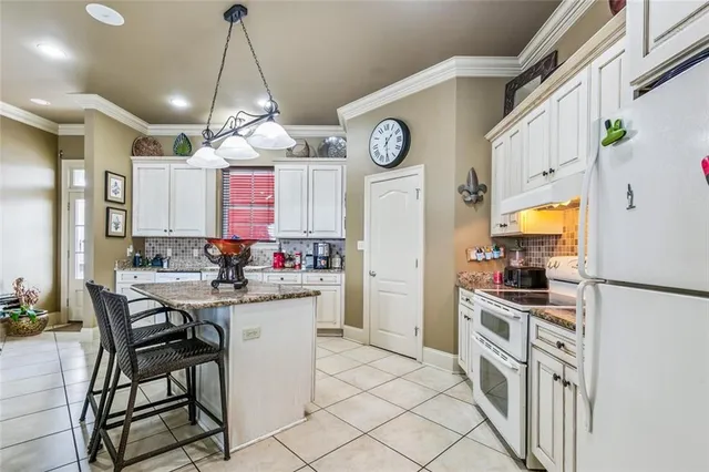 $470,000 | 111 Velsco Lane, Port Sulphur, LA 70083