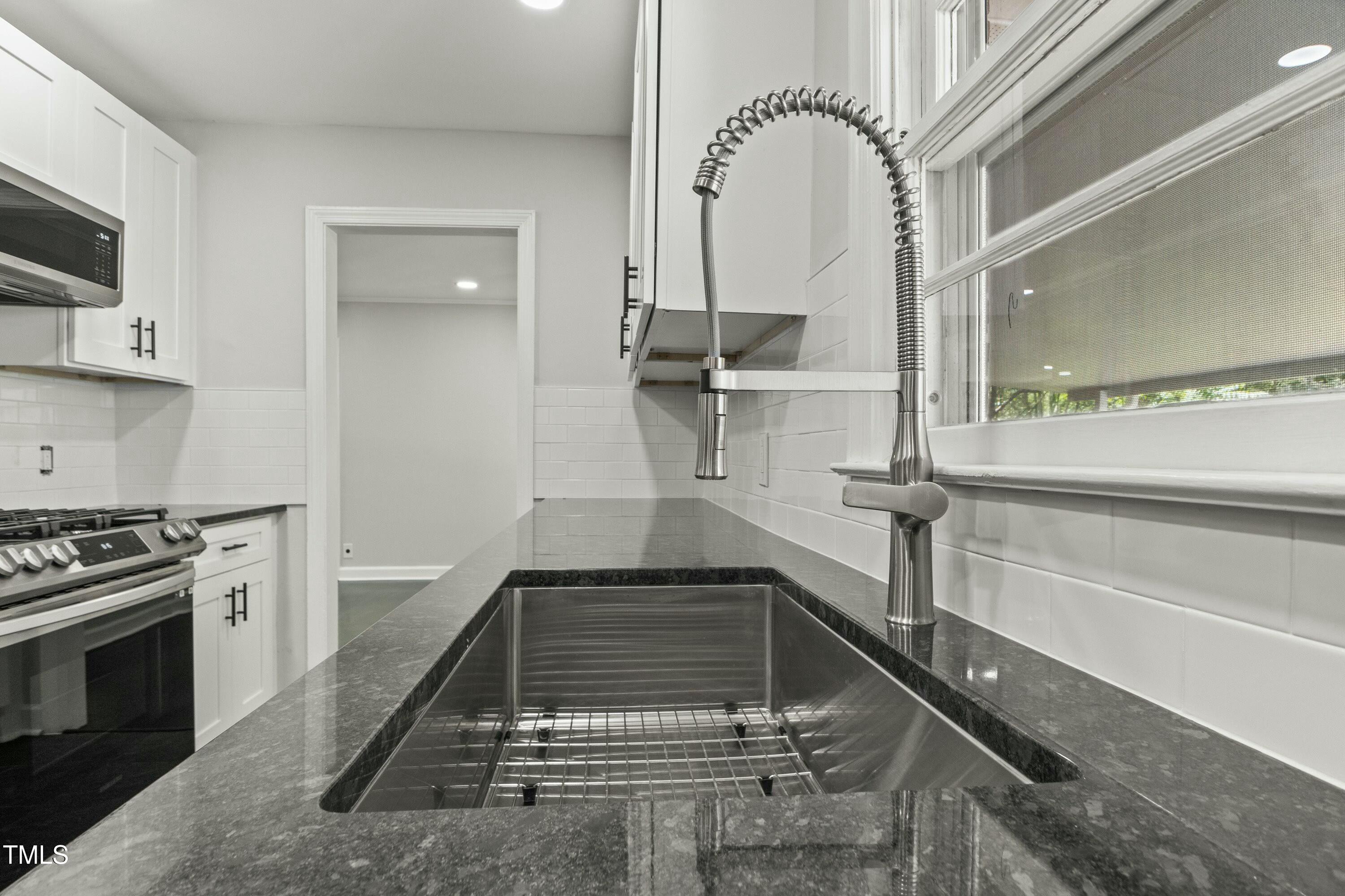 5124 Melbourne Road Raleigh, NC 27606 - Photo 13 of 44 Kitchen