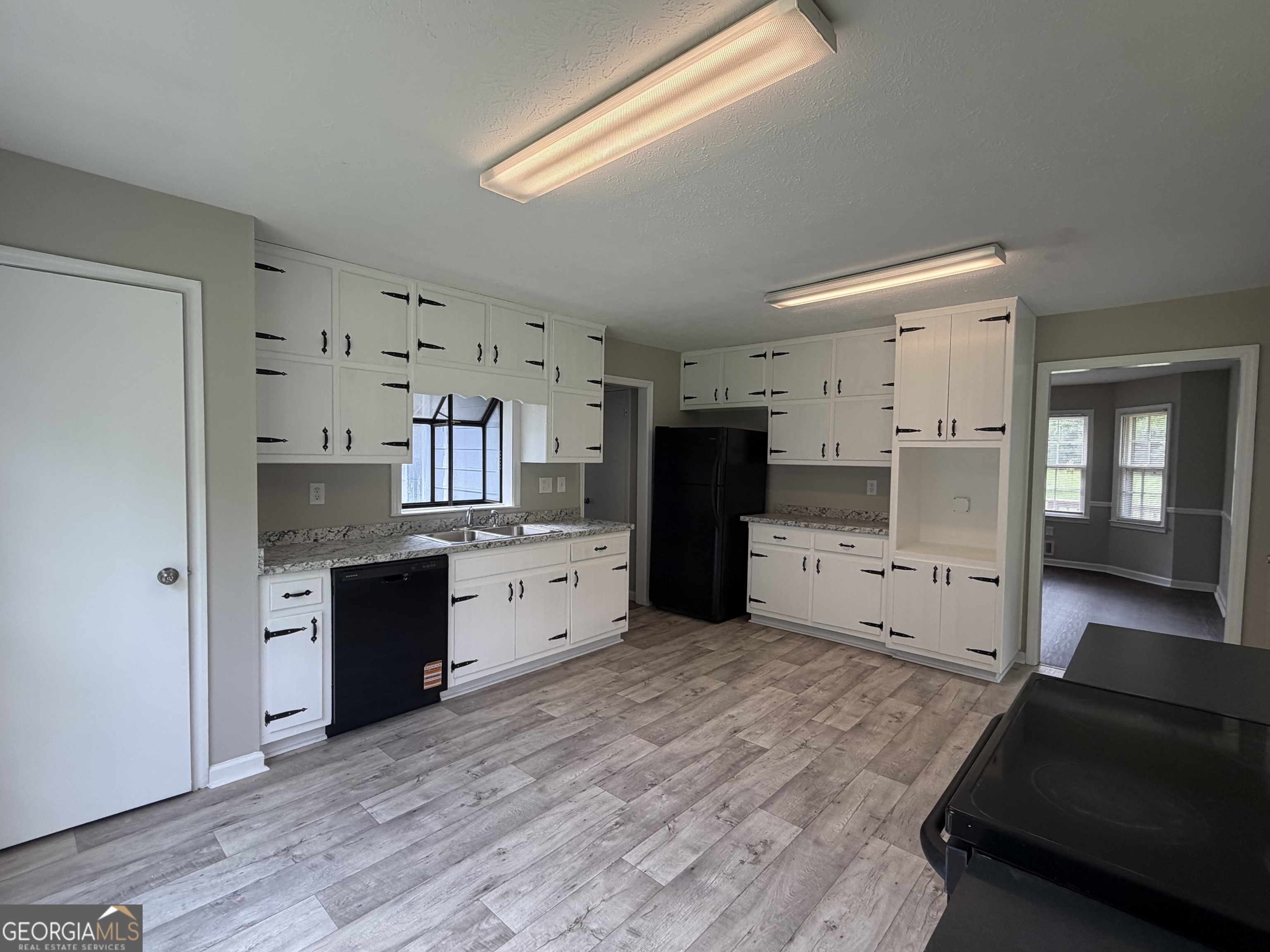965 Hillview Road Hampton, GA 30228 - Photo 5 of 22