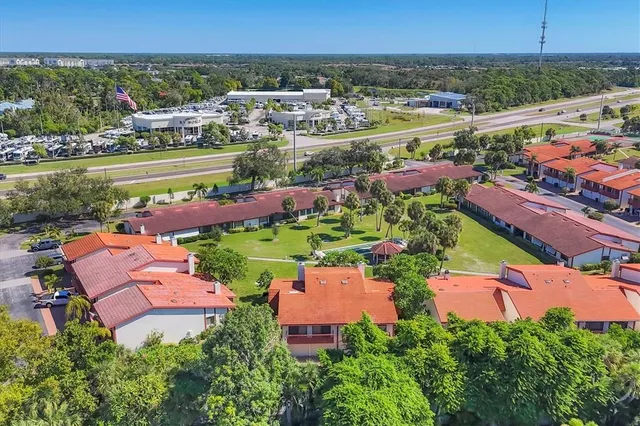 $390,000 | 720 Sorrento Inlet, Nokomis, FL 34275