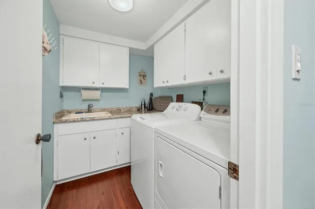 $390,000 | 720 Sorrento Inlet, Nokomis, FL 34275