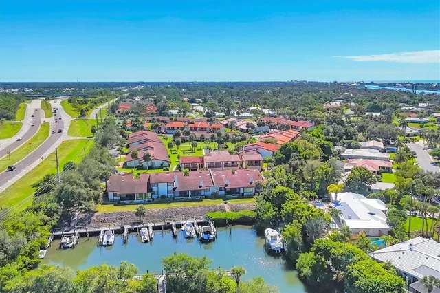 $390,000 | 720 Sorrento Inlet, Nokomis, FL 34275