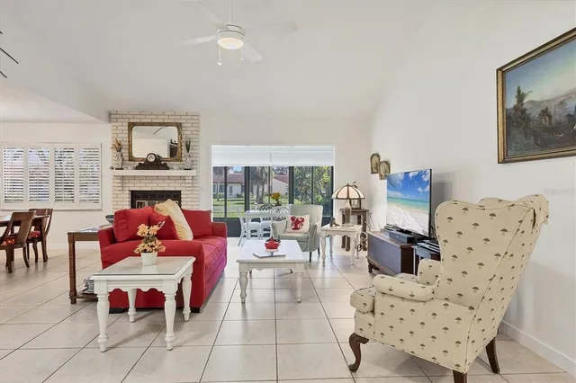 $390,000 | 720 Sorrento Inlet, Nokomis, FL 34275