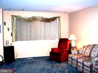 3946 Constance Road Philadelphia, PA 19114 - Photo 2 of 6 Gallery Image 2
