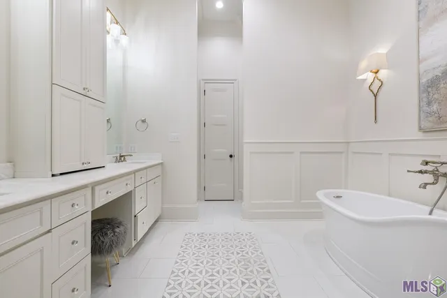 $640,000 | 13236 Magnolia Square Drive, Baton Rouge, LA 70818